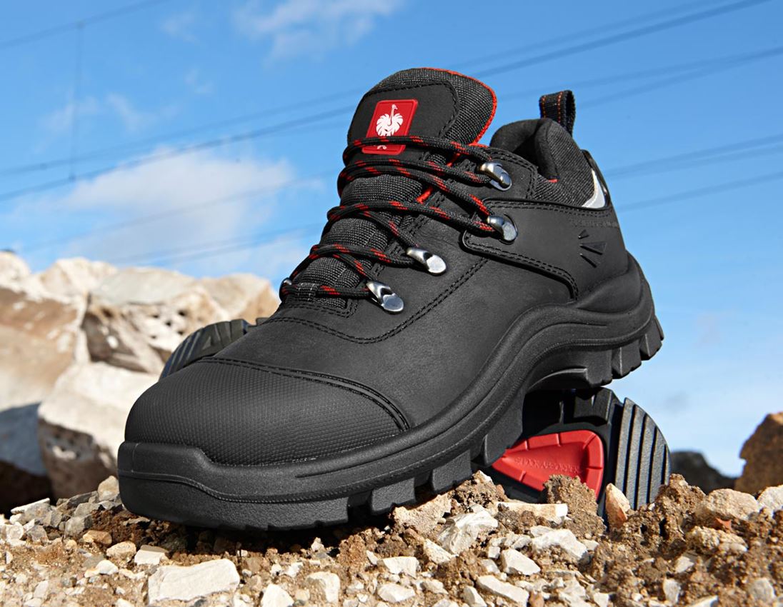 Strechári / Tesári / Pokrývač obuv: S3 bezpečnostné poltopánky Andrew + čierna/červená
