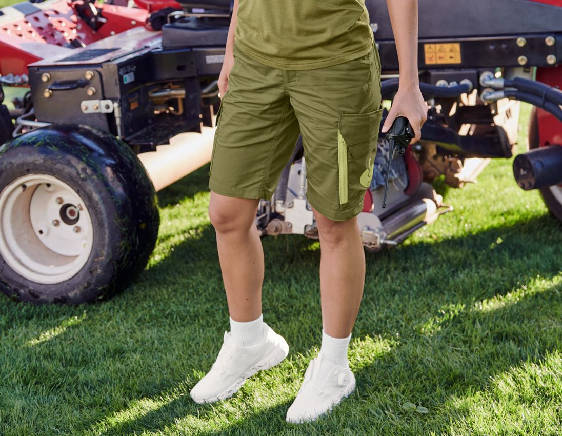 Oblečenie: SÚPR: dámske nohavice e.s.trail + šortky + osuška + borievkovo zelená/limetkovo zelená