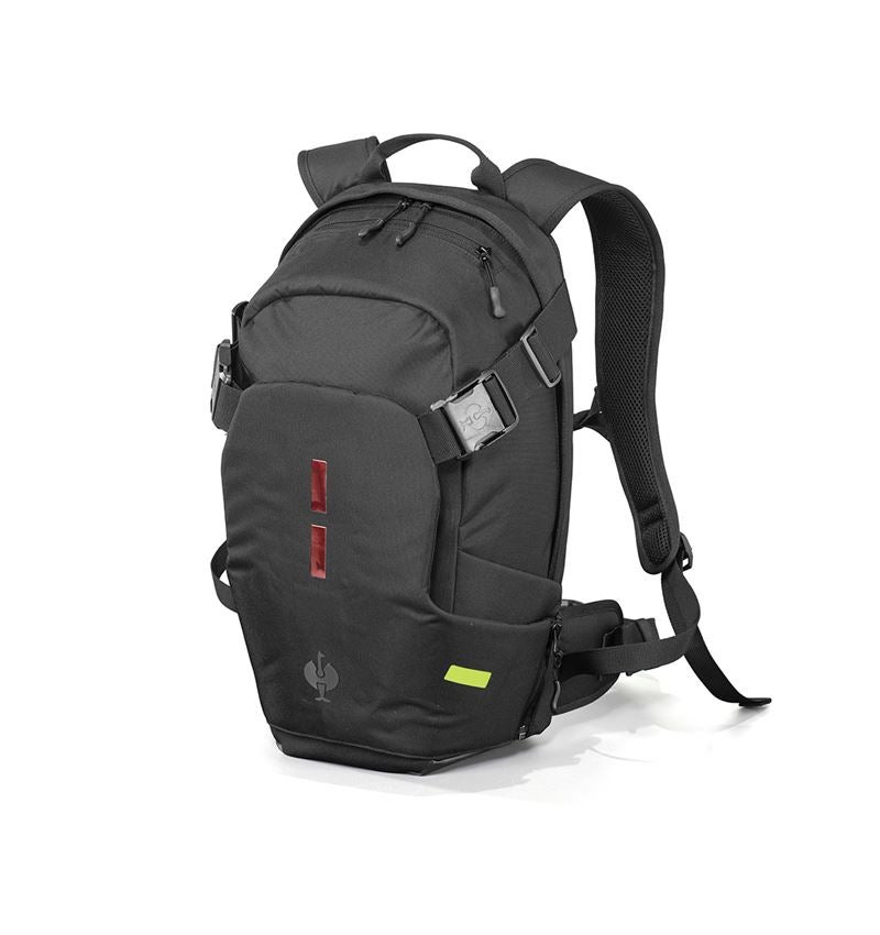 Doplnky: e.s. OLED Backpack + čierna